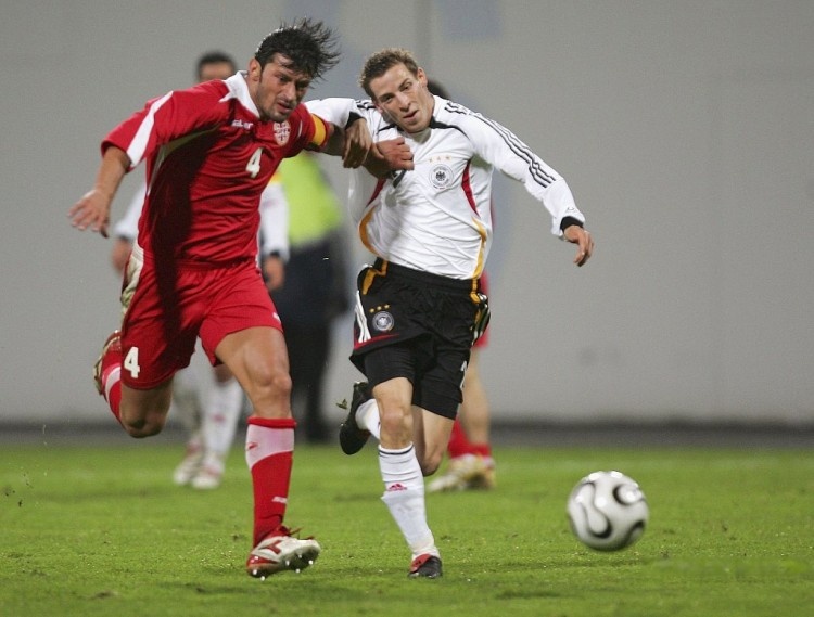 瑞典爆冷多特蒙德，马夏尔关键制胜