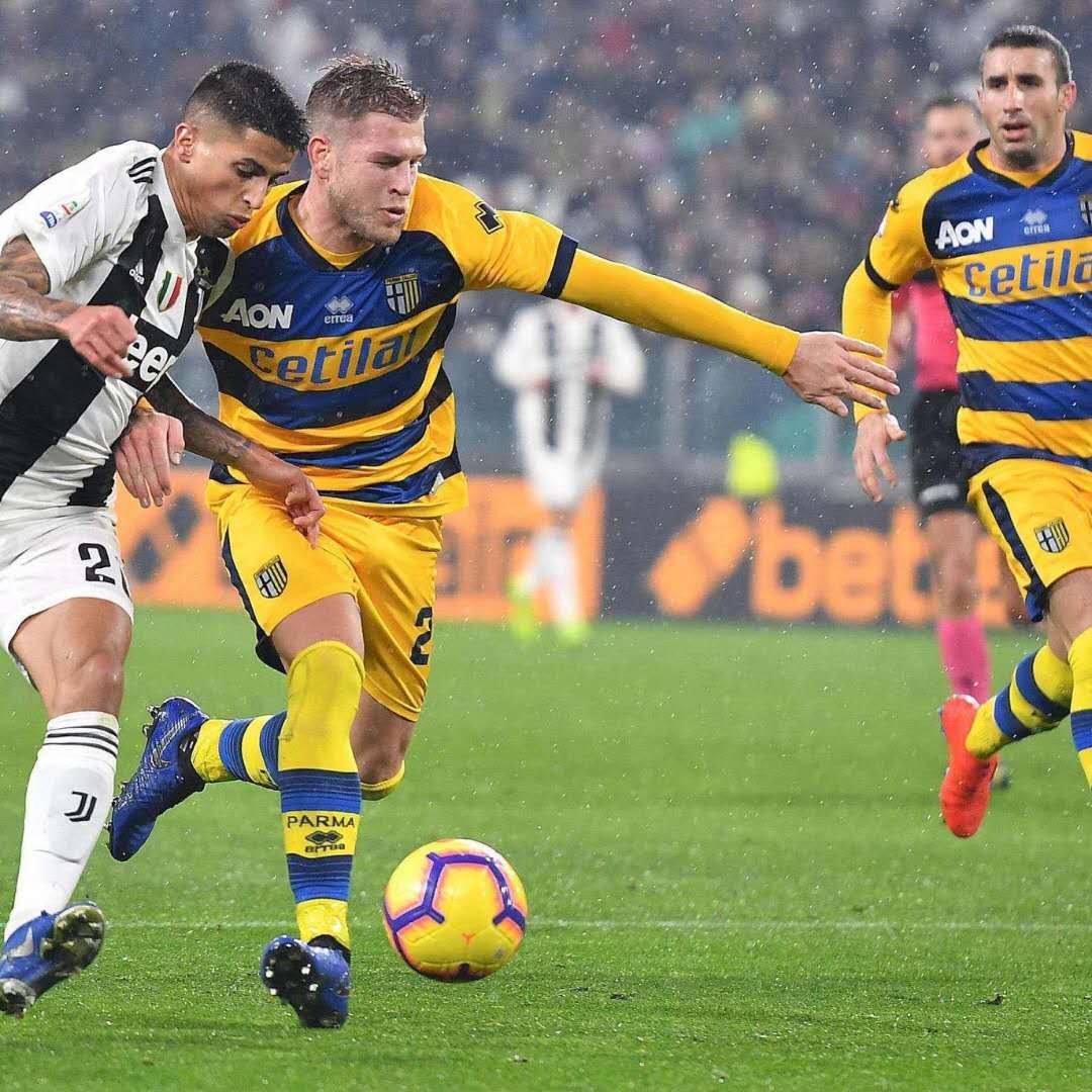 开云官方app入口-意甲保级大战：帕尔马险胜，获得重要三分！